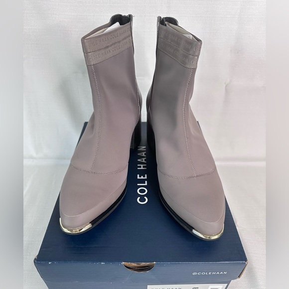 Cole Haan Women's Gray Ankle Boots Size 7 Pre-owned - Picture 4 of 16